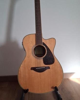 Chitarra acustica Yamaha FSX 830 C