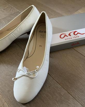 Nuove Ballerine: vera pelle – panna – taglia 42.5