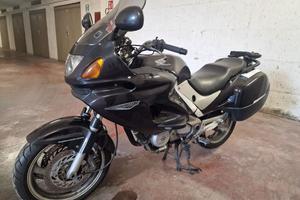 Honda Deauville 650