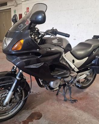 Honda Deauville 650