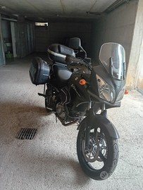 Suzuki v strom 650