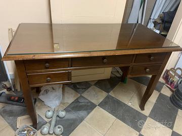 Scrivania arte povera