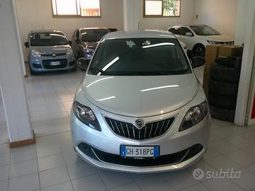 Lancia Ypsilon 1.0 FireFly 5 porte S&S Hybrid Ecoc