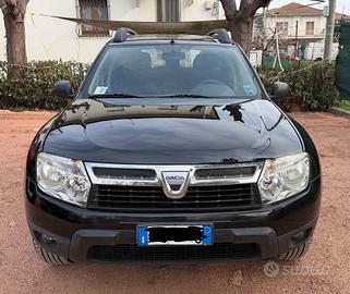 Dacia Duster 1.6 benzina 110CV 4x2 Lauréate