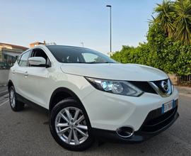 NISSAN QASHQAI RESTYLING CON SOLI 137.000KM NUOVA