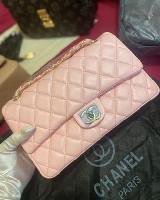 Borsa Chanel Rosa o Beige