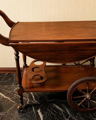 Carrello portavivande vintage in legno con ruote