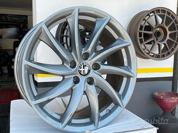 Cerchi in lega alfa romeo 18 originali