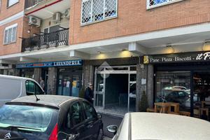NEGOZIO A ROMA