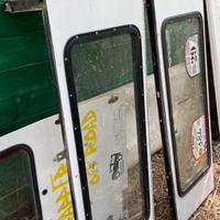 fianchi laterali defender con vetri fiss