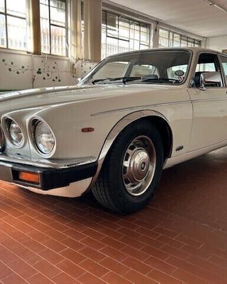 Jaguar XJ XJ6 4.2
