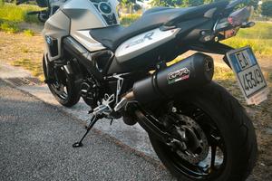 F800R