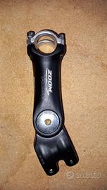 Manubrio regolabile in altezza per bicicletta
