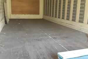 Container 25 piedi allestimenti capi appesi SHUTER