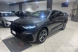 AUDI Q8 45 TDI quattro tiptronic Sport