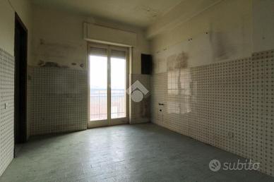 3 LOCALI A ISOLA DI CAPO RIZZUTO