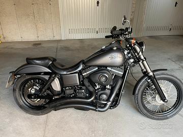Harley Davidson Dyna Street Bob FXDB 103
