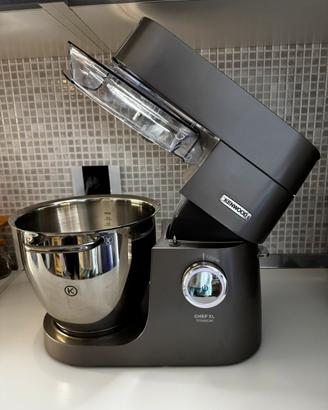 Robot Kenwood xl titanium + accessori