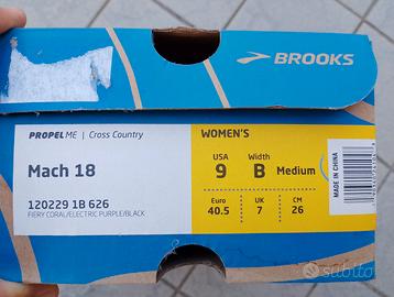 Scarpe Brooks chiodate per principianti