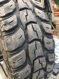 gomme 235/75r15