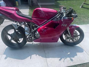 Ducati 748