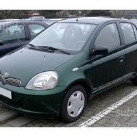Parabrezza Toyota Yaris 1 serie dal 1999 al 2005