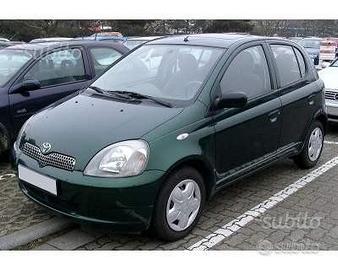 Parabrezza Toyota Yaris 1 serie dal 1999 al 2005