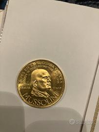 Medaglia in oro giallo