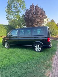 VW Caravelle 2.0 BiTDI 180CV DSG 9 posti