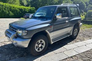 Mitsubishi Pajero 2.5 TDI Metal-top S. Select GLS