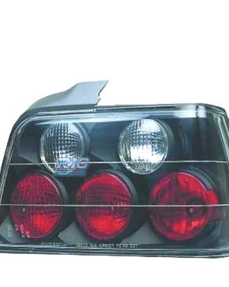 FANALI BMW E36 BERLINA 91-97 FONDO NERO