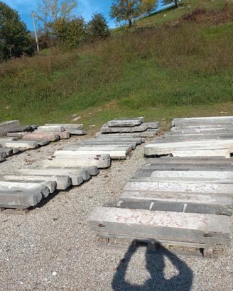 Vasche, portali, scalini , cornici di finestre