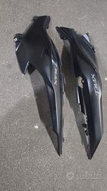 fianchetti laterali posteriori Tmax 560 2022-2024