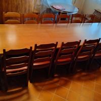 Tavolo, Sedie e Credenza