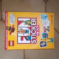 Album figurine LEGO Carrefour 2023 con stickers 