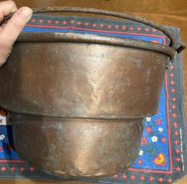 Caldaio in rame vintage