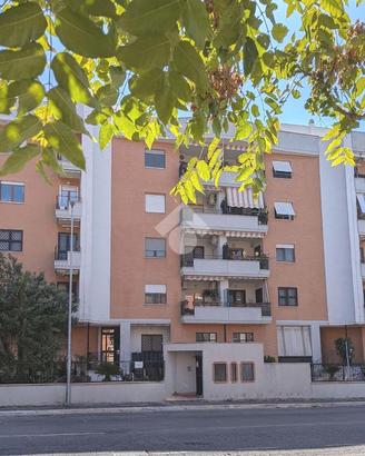 2 LOCALI A CIAMPINO
