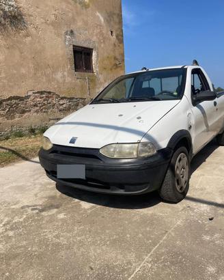 Fiat Strada 2000