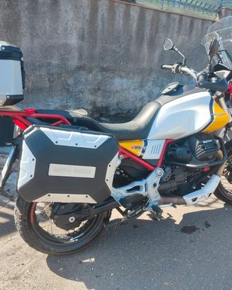Moto Guzzi V85TT Evocative Graphics