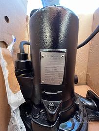 Pompa trituratrice trifase per fognatura liquami