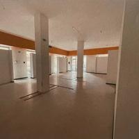 LOCALE COMMERCIALE mq. 180 circa