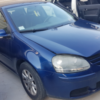 Volkswagen Golf 5 1.6 benzina anno 2005 ricambi