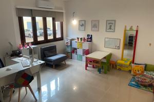 Stanza in condivisione con pedagogista