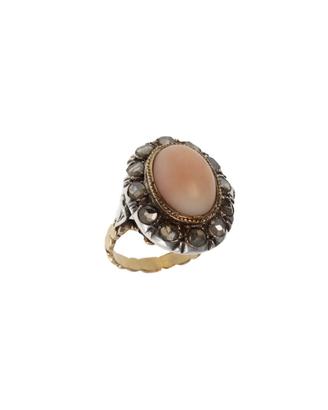 Splendido Anello antico con corallo di Sciacca e d