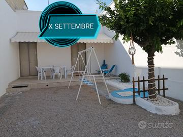 A pochi passi dalle spiagge TLapillo 