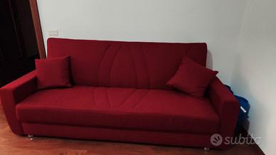 divano a clip rosso