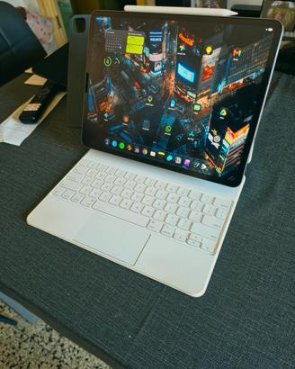  iPad Pro 12.9 M2 256gb + pencil + keyboard