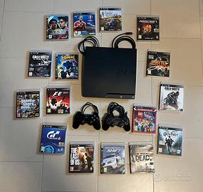 PS3 con accessori.