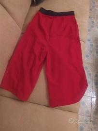 Pantagonna rossa elegante