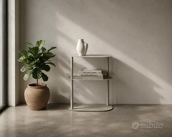 Arredo in metallo - Consolle / Tavolino / Comodino